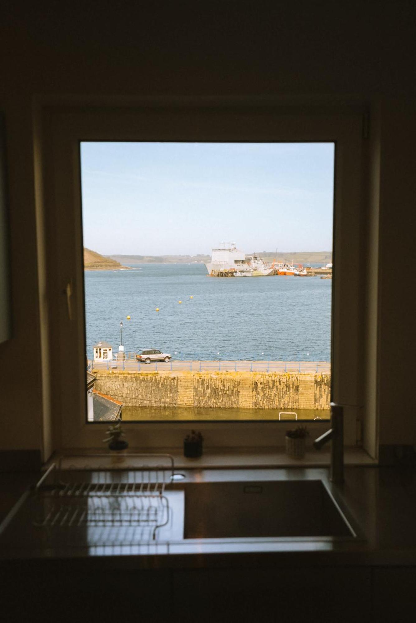 Breathtaking Harbourside Views With Parking At 'Harbour Strand' Falmouth Exterior photo
