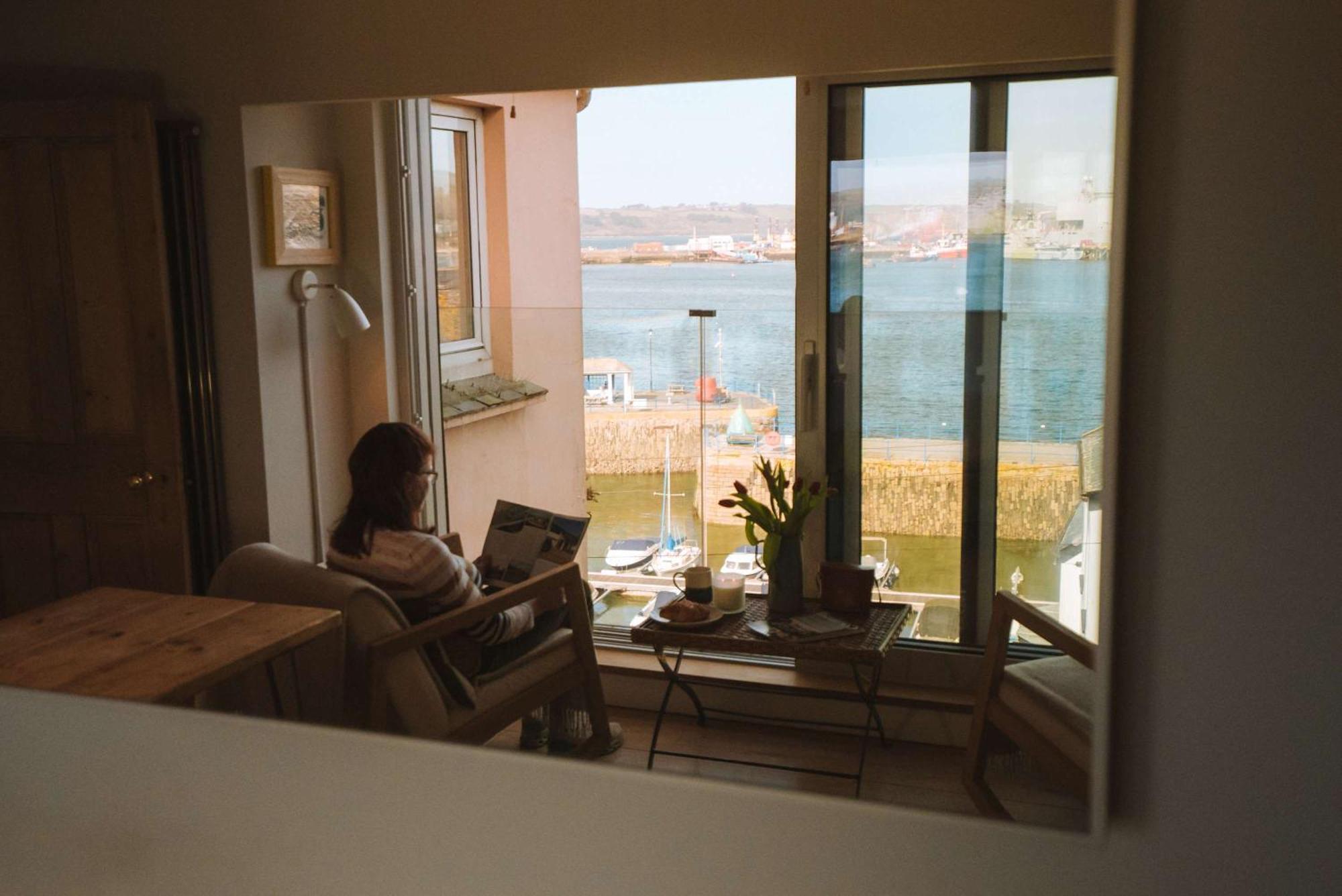 Breathtaking Harbourside Views With Parking At 'Harbour Strand' Falmouth Exterior photo